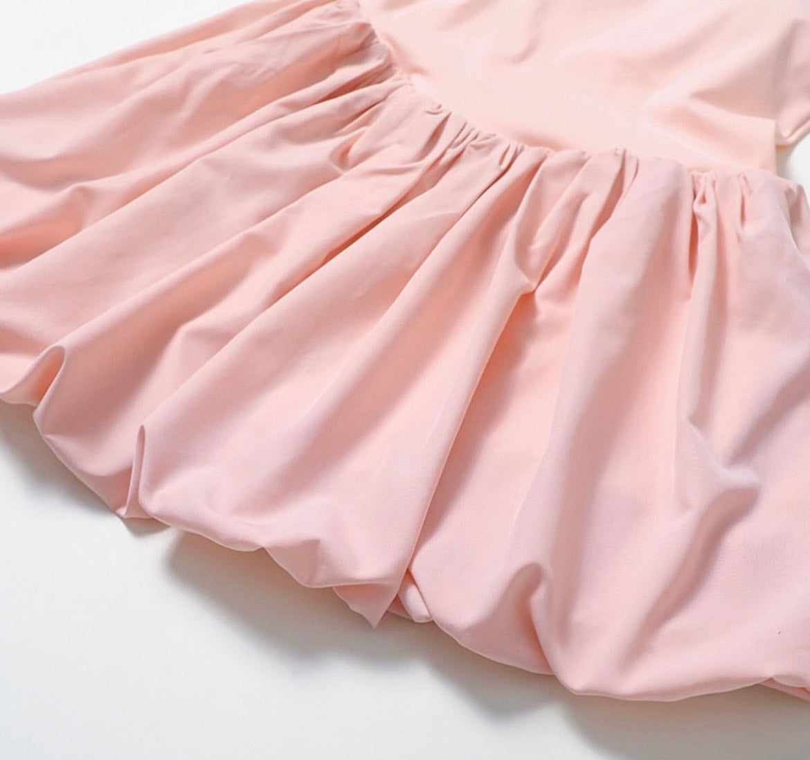 Tulip-Shaped Short Dress – Peachy Pink