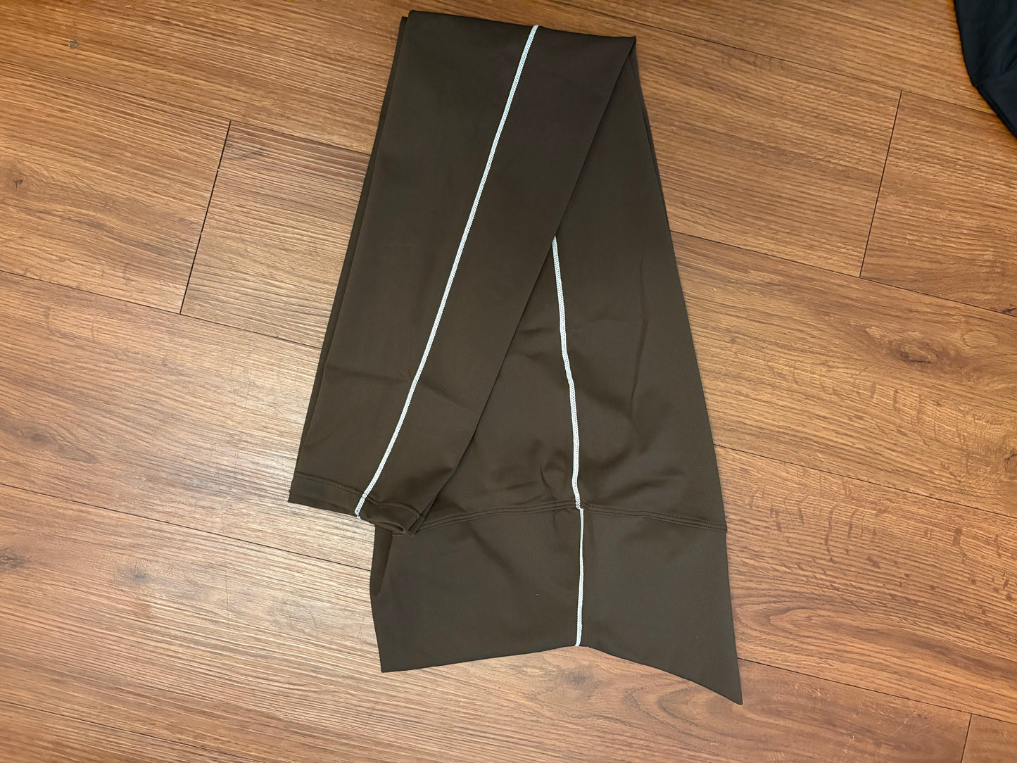 EMBODIK Flow Set 2 Piece (Jacket + Legging) Rooted Brown